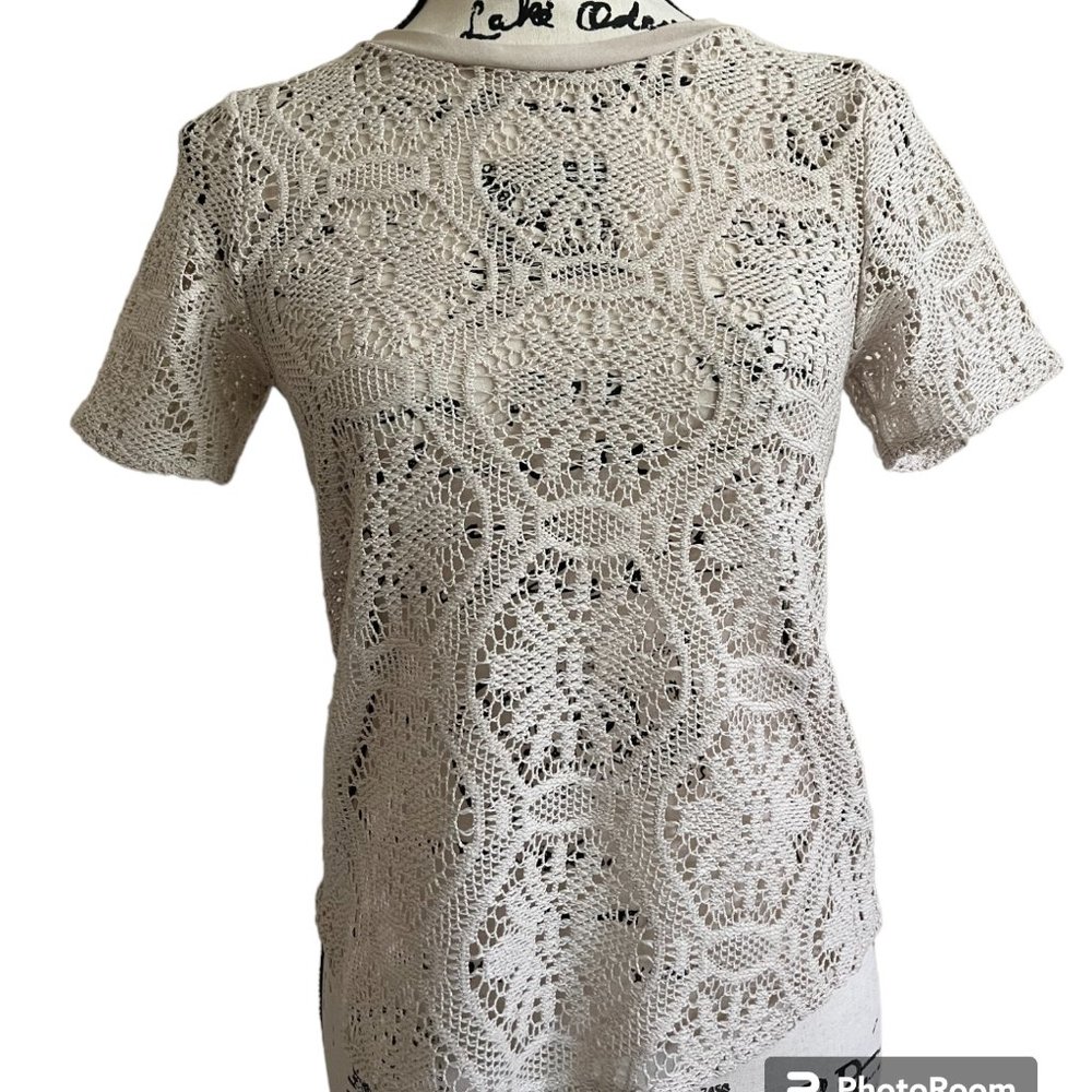 Banana Republic crochet/Lace Fitted Top